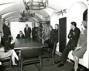 Image description is not available for 1969.078